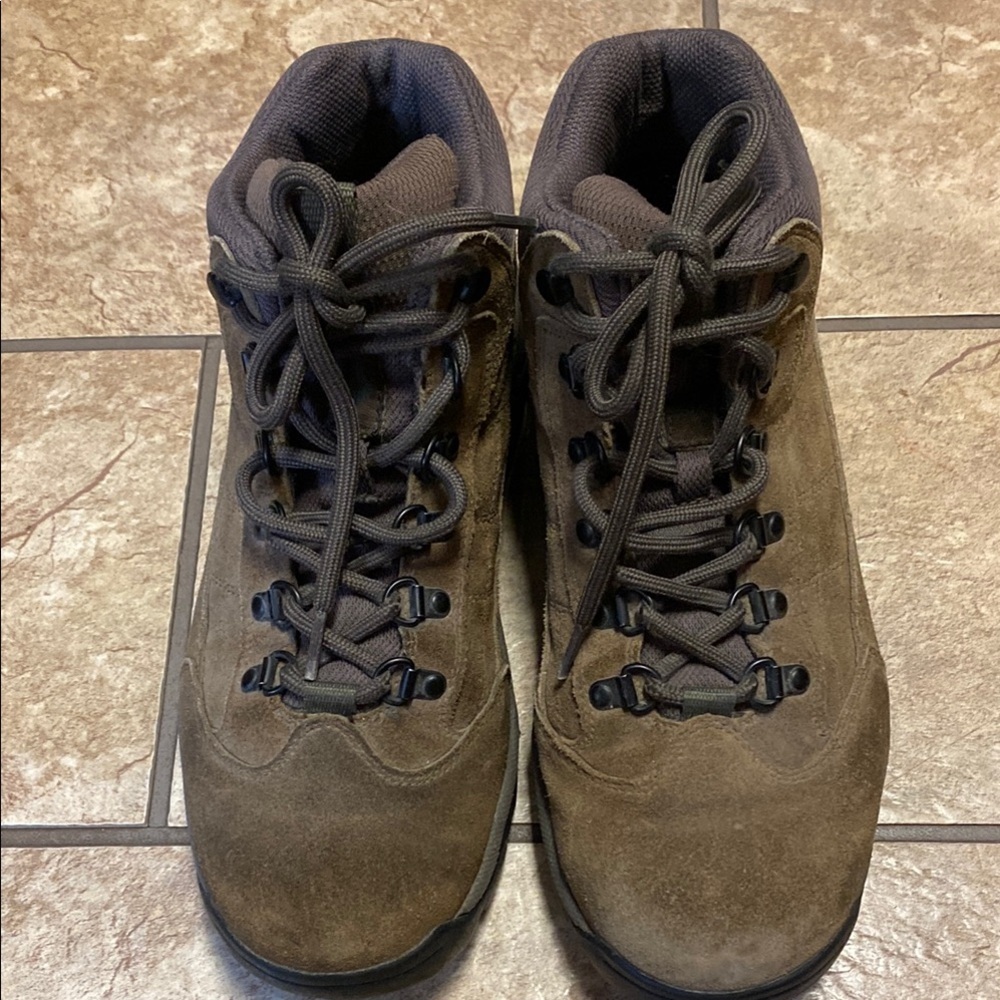 Brown Suede Size 20 Hiking Boots with Mid-Ankle Design Outdoor Rugged